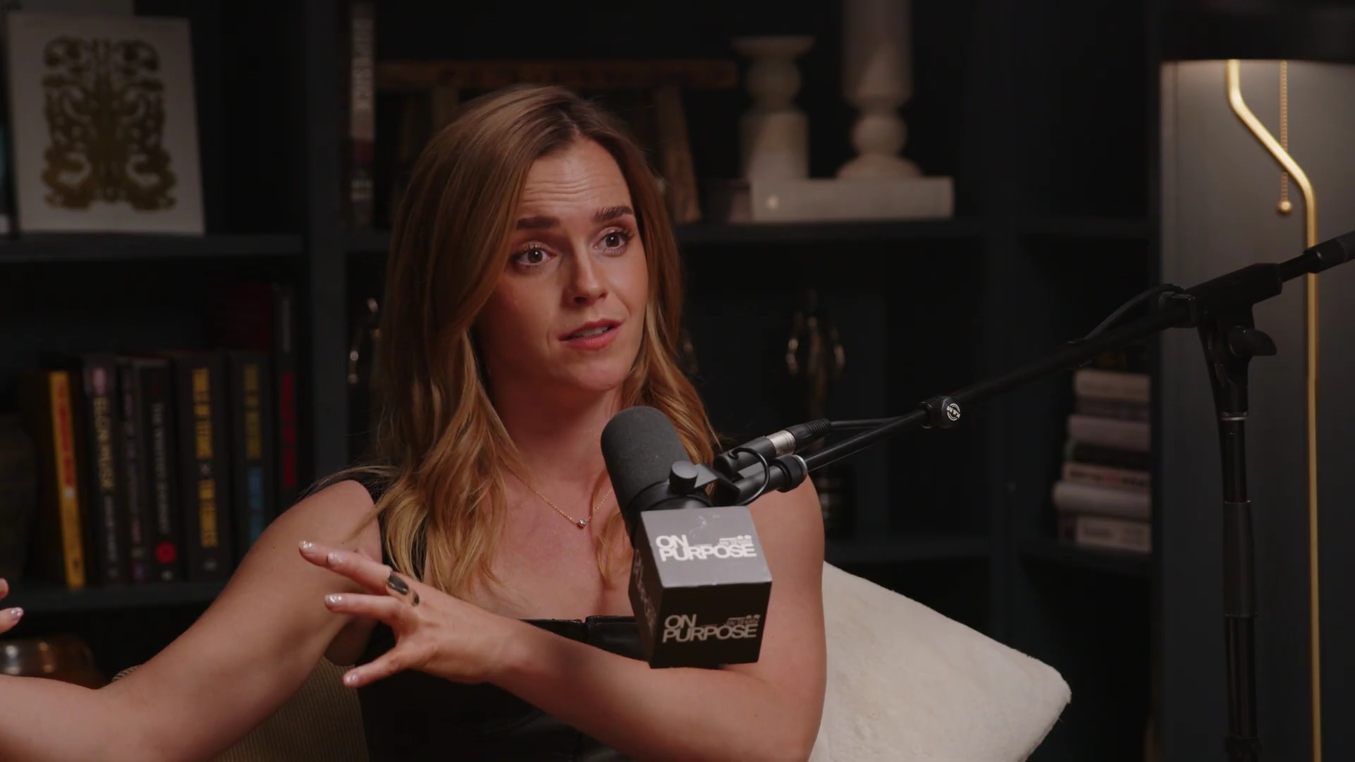 EmmaWatsonFan-dot-nl_2025OnPurposeWithJayShetty2301.jpg EmmaWatsonFan-dot-nl_2025OnPurposeWithJayShetty2301.jpg