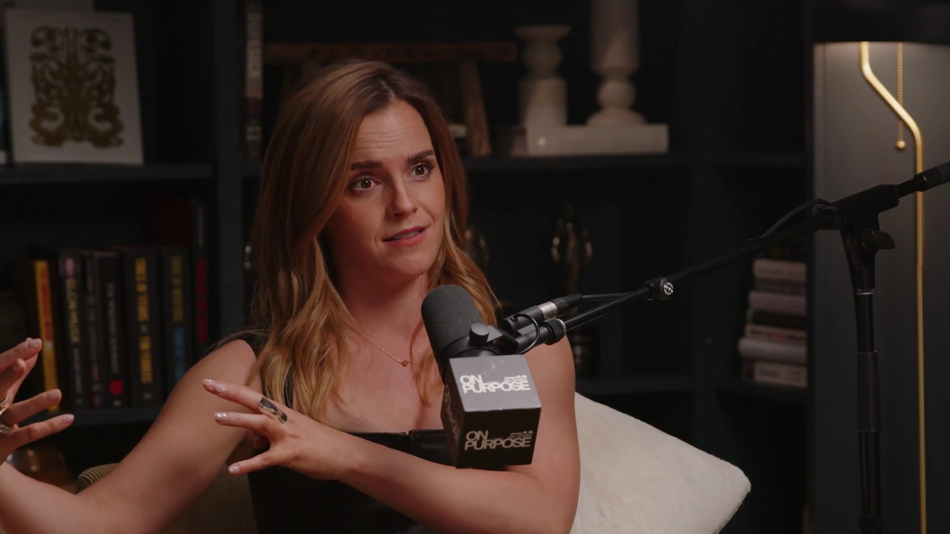EmmaWatsonFan-dot-nl_2025OnPurposeWithJayShetty2302.jpg