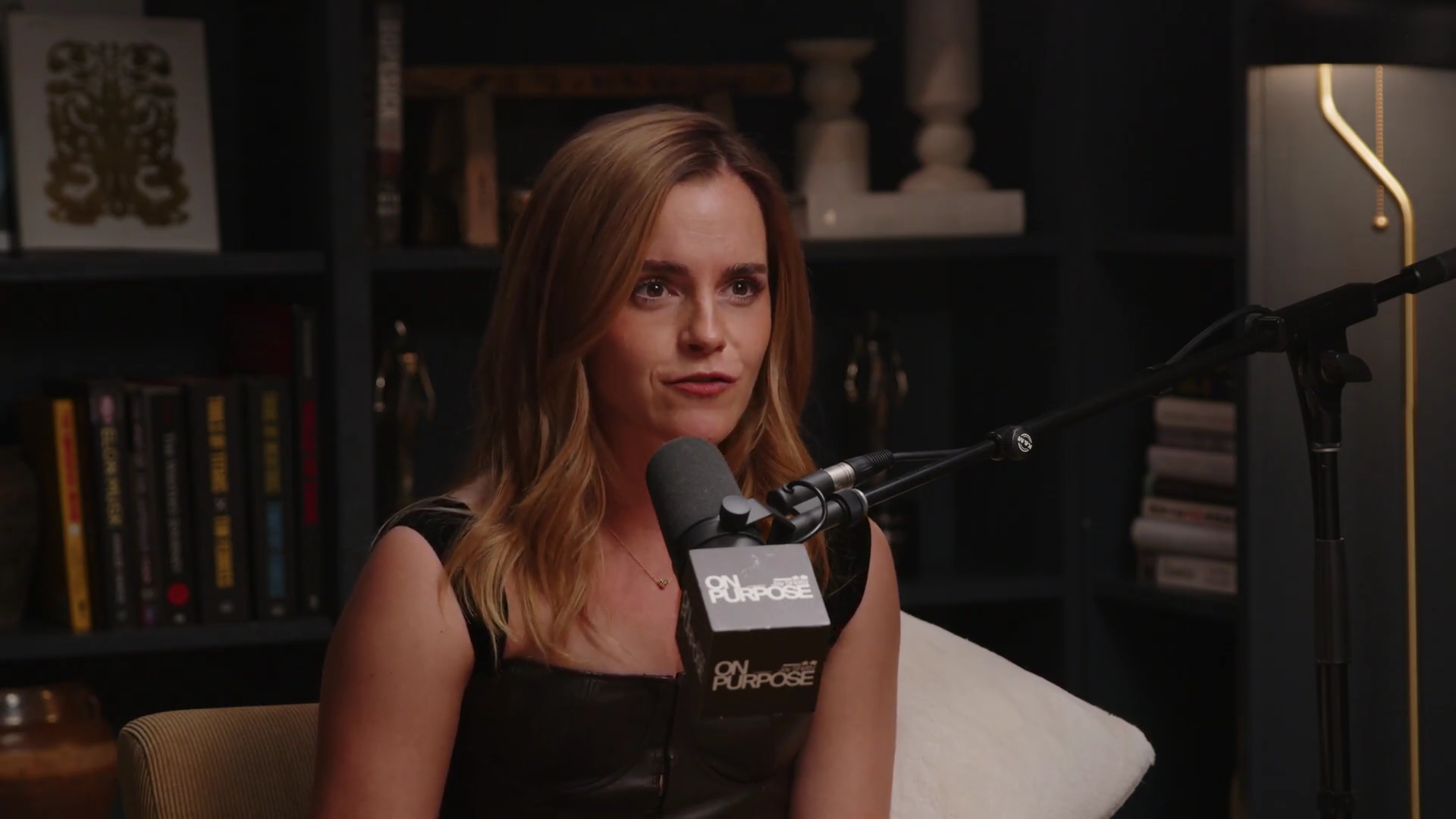 EmmaWatsonFan-dot-nl_2025OnPurposeWithJayShetty2423.jpg EmmaWatsonFan-dot-nl_2025OnPurposeWithJayShetty2423.jpg