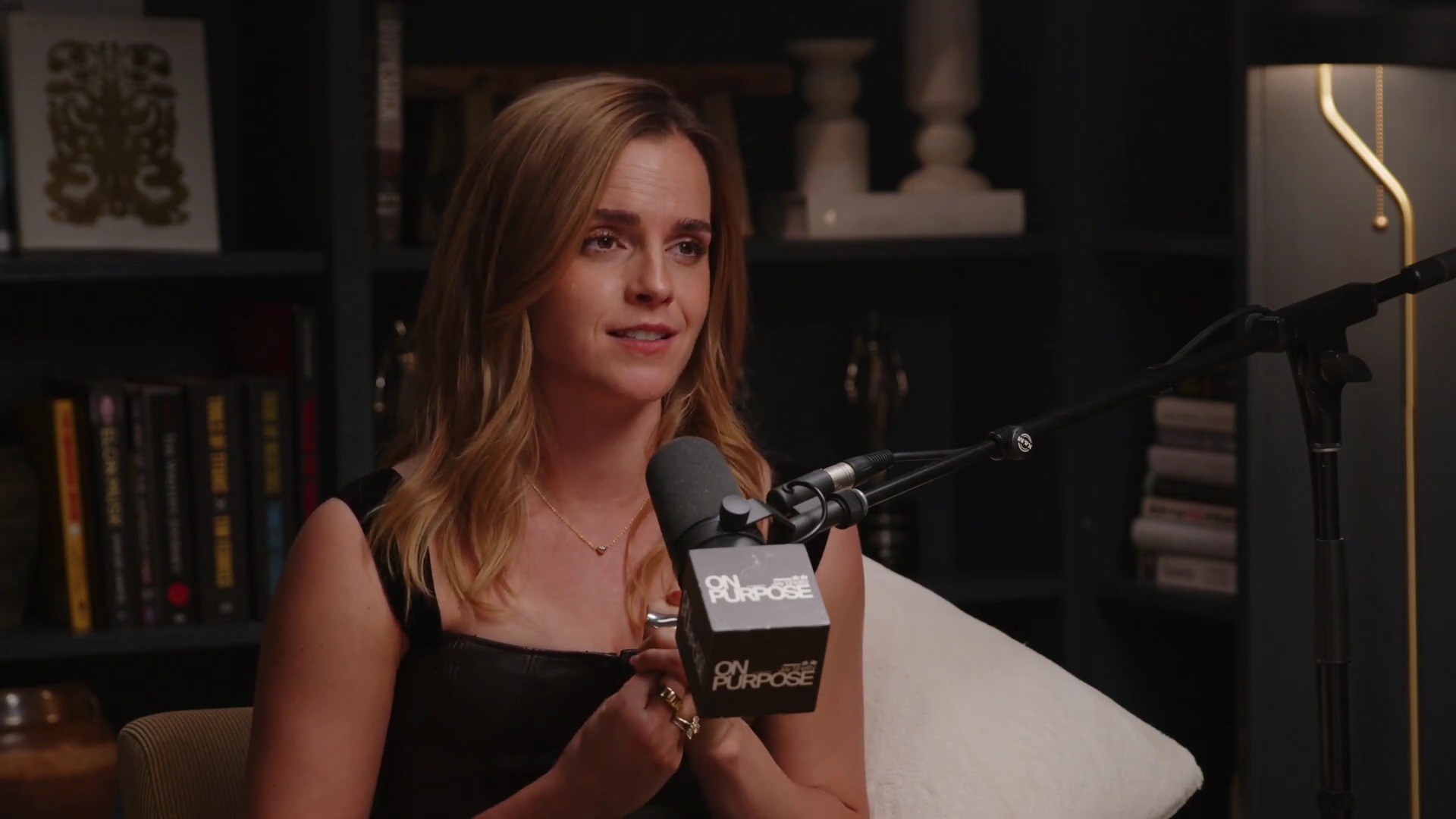 EmmaWatsonFan-dot-nl_2025OnPurposeWithJayShetty2629.jpg EmmaWatsonFan-dot-nl_2025OnPurposeWithJayShetty2629.jpg