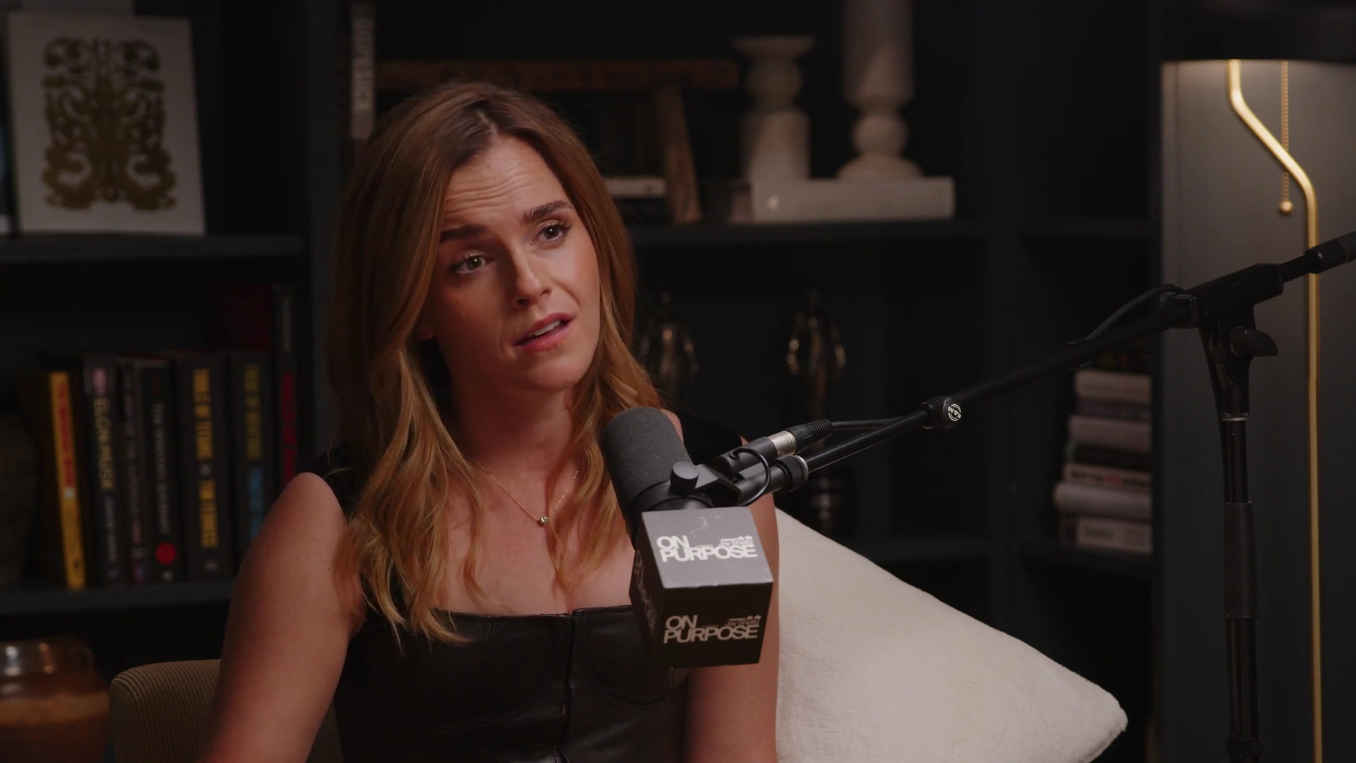 EmmaWatsonFan-dot-nl_2025OnPurposeWithJayShetty3337.jpg