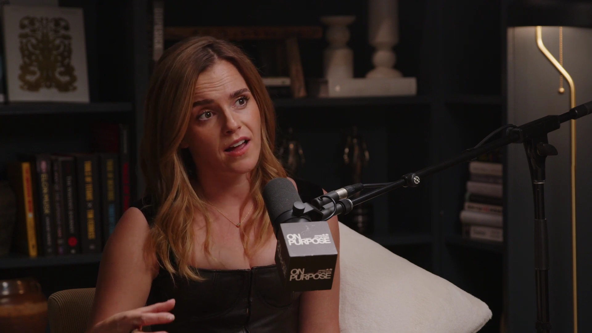 EmmaWatsonFan-dot-nl_2025OnPurposeWithJayShetty3356.jpg