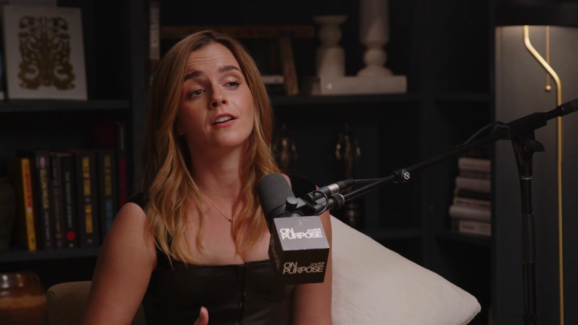 EmmaWatsonFan-dot-nl_2025OnPurposeWithJayShetty3437.jpg EmmaWatsonFan-dot-nl_2025OnPurposeWithJayShetty3437.jpg