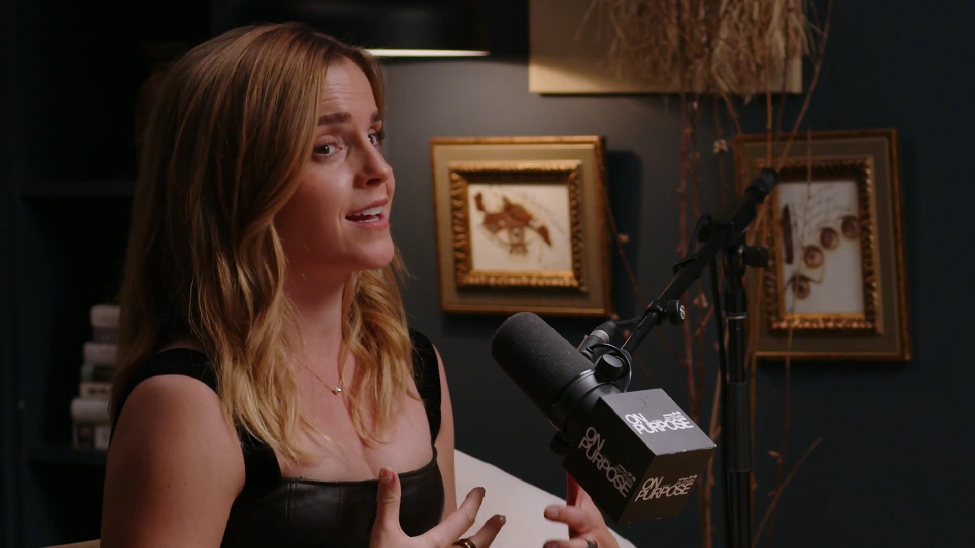 EmmaWatsonFan-dot-nl_2025OnPurposeWithJayShetty3441.jpg