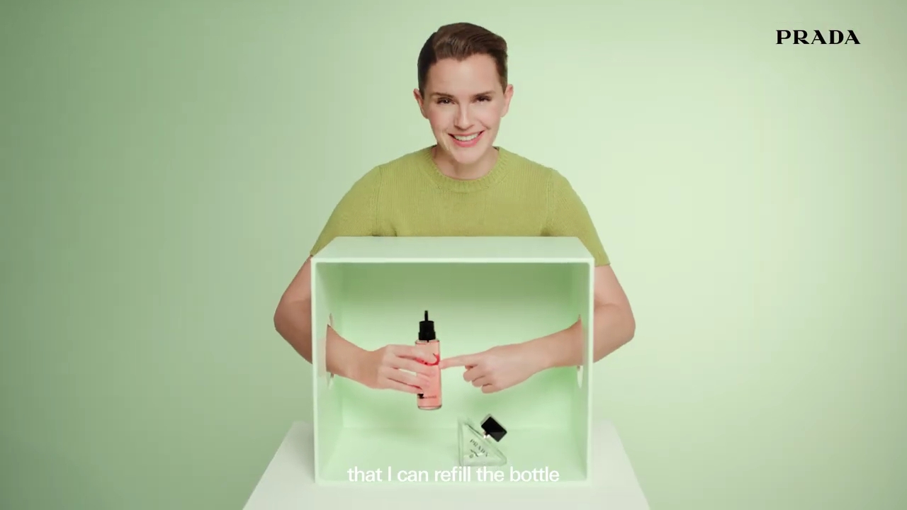 EmmaWatsonFan-dot-nl_PRADAPARADOXE-RefillyourfragrancewithEmmaWatson0034.jpg