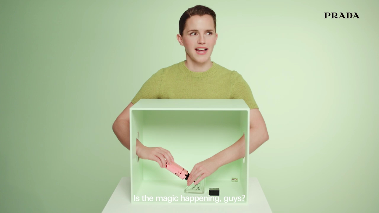 EmmaWatsonFan-dot-nl_PRADAPARADOXE-RefillyourfragrancewithEmmaWatson0074.jpg EmmaWatsonFan-dot-nl_PRADAPARADOXE-RefillyourfragrancewithEmmaWatson0074.jpg