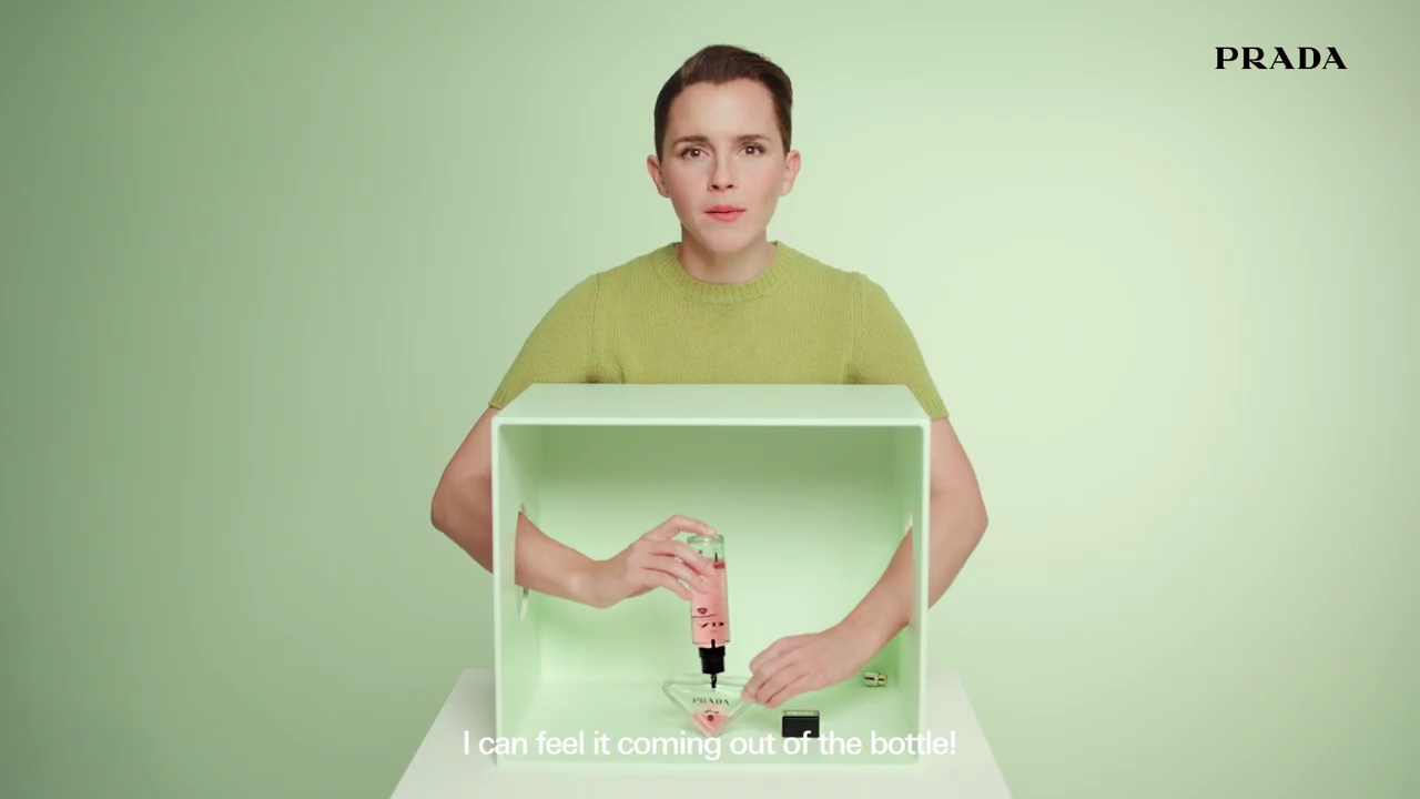 EmmaWatsonFan-dot-nl_PRADAPARADOXE-RefillyourfragrancewithEmmaWatson0082.jpg EmmaWatsonFan-dot-nl_PRADAPARADOXE-RefillyourfragrancewithEmmaWatson0082.jpg