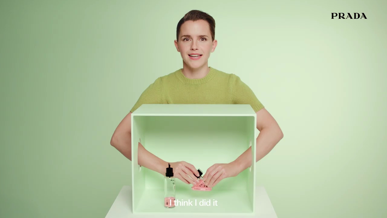 EmmaWatsonFan-dot-nl_PRADAPARADOXE-RefillyourfragrancewithEmmaWatson0114.jpg EmmaWatsonFan-dot-nl_PRADAPARADOXE-RefillyourfragrancewithEmmaWatson0114.jpg