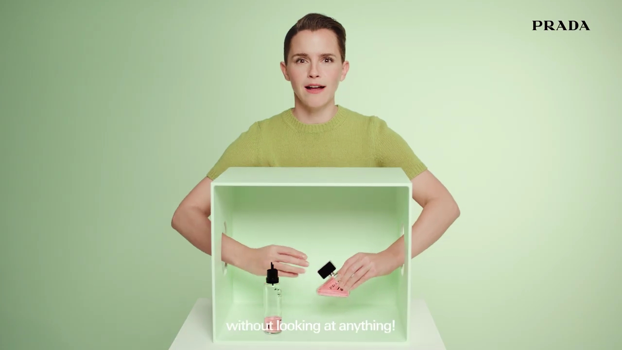 EmmaWatsonFan-dot-nl_PRADAPARADOXE-RefillyourfragrancewithEmmaWatson0115.jpg