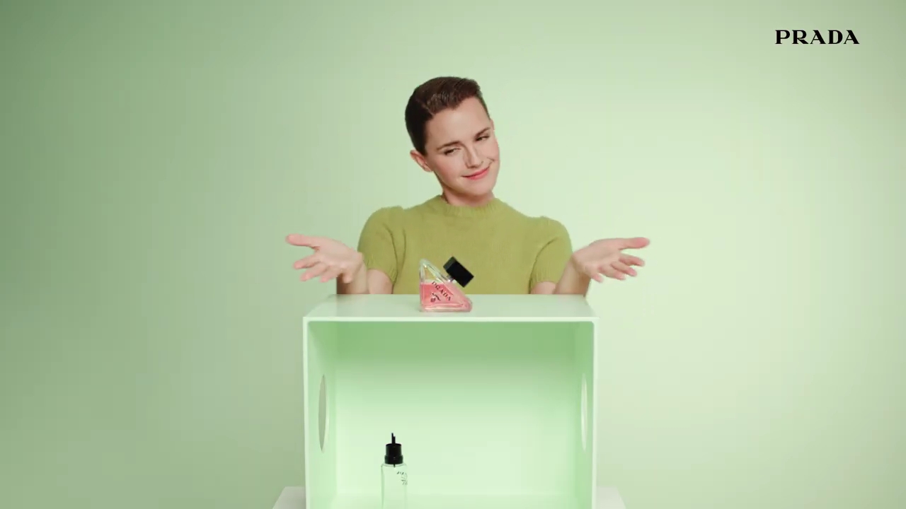 EmmaWatsonFan-dot-nl_PRADAPARADOXE-RefillyourfragrancewithEmmaWatson0127.jpg EmmaWatsonFan-dot-nl_PRADAPARADOXE-RefillyourfragrancewithEmmaWatson0127.jpg