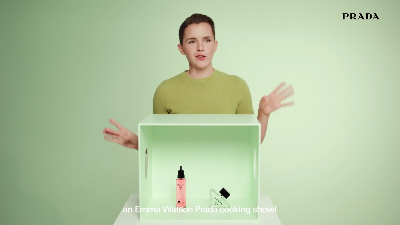 EmmaWatsonFan-dot-nl_PRADAPARADOXE-RefillyourfragrancewithEmmaWatson0141.jpg