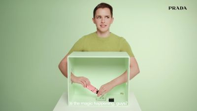 EmmaWatsonFan-dot-nl_PRADAPARADOXE-RefillyourfragrancewithEmmaWatson0001.jpg