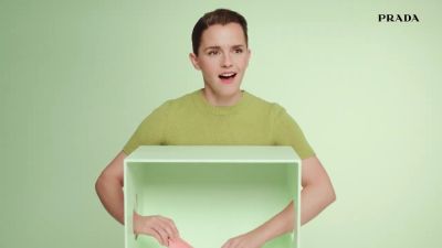 EmmaWatsonFan-dot-nl_PRADAPARADOXE-RefillyourfragrancewithEmmaWatson0005.jpg