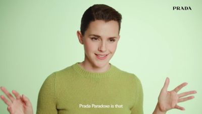 EmmaWatsonFan-dot-nl_PRADAPARADOXE-RefillyourfragrancewithEmmaWatson0016.jpg