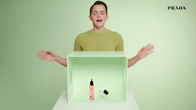 EmmaWatsonFan-dot-nl_PRADAPARADOXE-RefillyourfragrancewithEmmaWatson0050.jpg