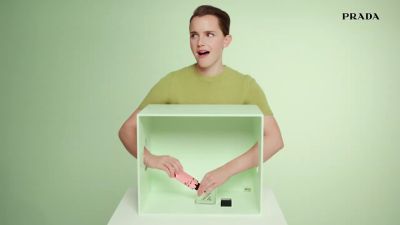 EmmaWatsonFan-dot-nl_PRADAPARADOXE-RefillyourfragrancewithEmmaWatson0072.jpg