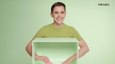 EmmaWatsonFan-dot-nl_PRADAPARADOXE-RefillyourfragrancewithEmmaWatson0076.jpg