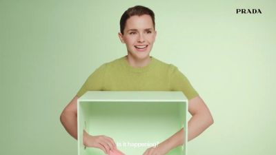EmmaWatsonFan-dot-nl_PRADAPARADOXE-RefillyourfragrancewithEmmaWatson0077.jpg
