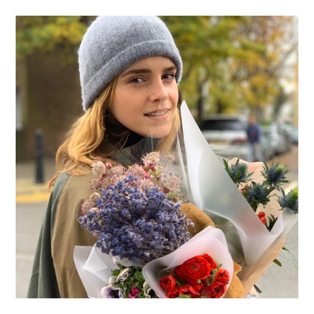 05 november: Thank you to everyone who worked so hard on my British Vogue cover. ❤️🌸🌺
