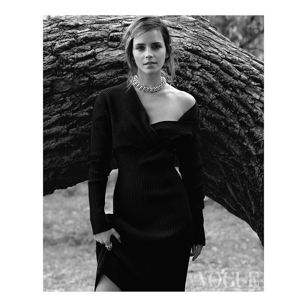 05 november: Thank you @britishvogue & @edward_enninful for letting me spend the day playing in beautiful Bushy Park!🌳🐿🦆❤️On newsstands in UK from Friday. @goodonyou_app @littlewomenmovie #littlewomen
