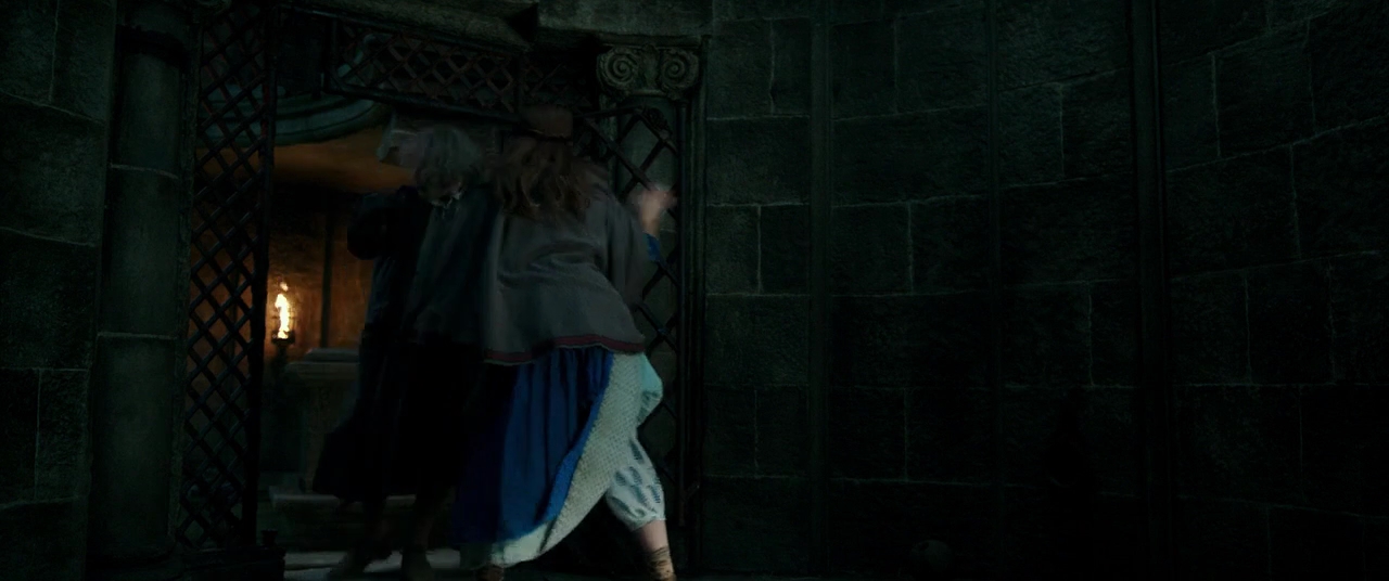 EmmaWatsonFan-dot-NL_BeautyAndtheBeast1553.jpg EmmaWatsonFan-dot-NL_BeautyAndtheBeast1553.jpg