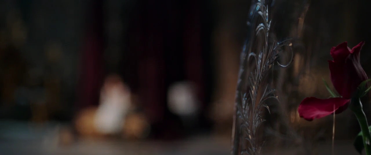 EmmaWatsonFan-dot-NL_BeautyAndtheBeast3668.jpg EmmaWatsonFan-dot-NL_BeautyAndtheBeast3668.jpg