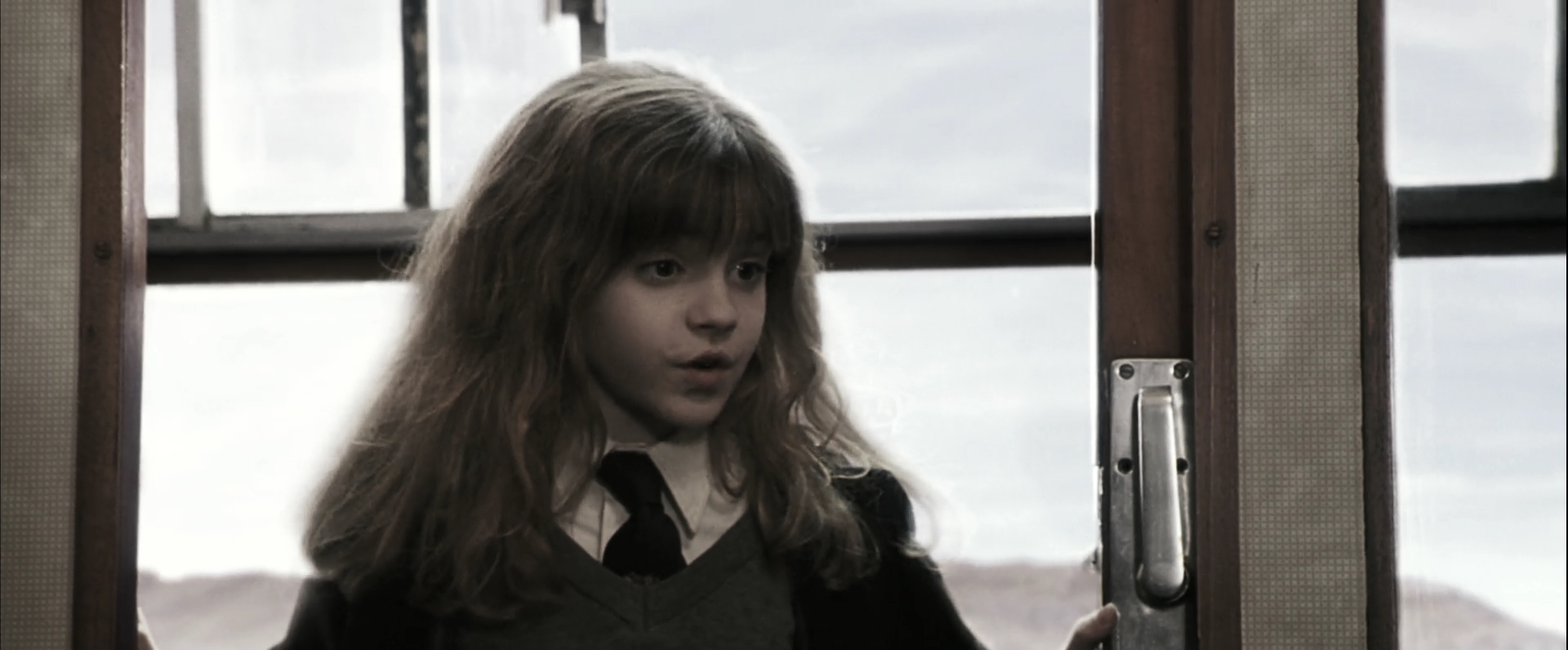 EmmaWatsonFan-dot-nl_HarryPotterandthePhilosophersStone0125.jpg