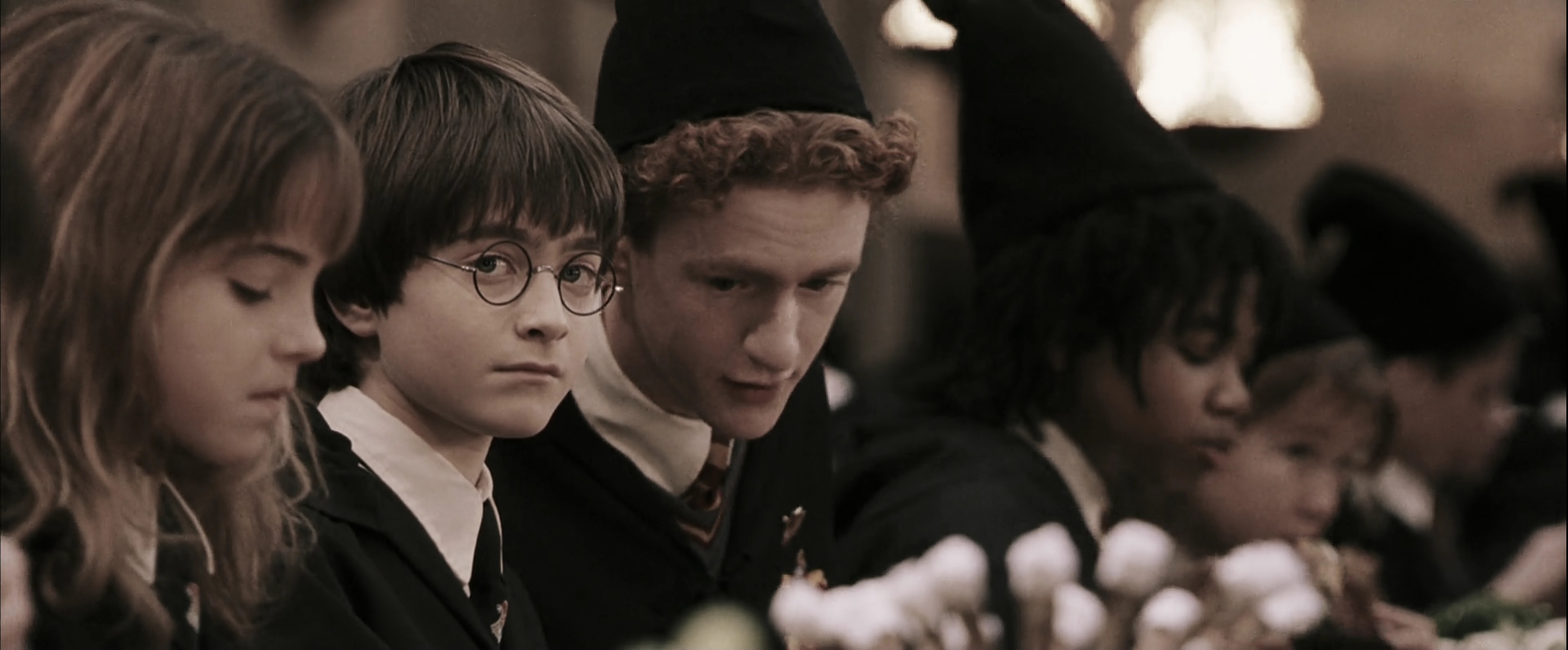 EmmaWatsonFan-dot-nl_HarryPotterandthePhilosophersStone0668.jpg EmmaWatsonFan-dot-nl_HarryPotterandthePhilosophersStone0668.jpg