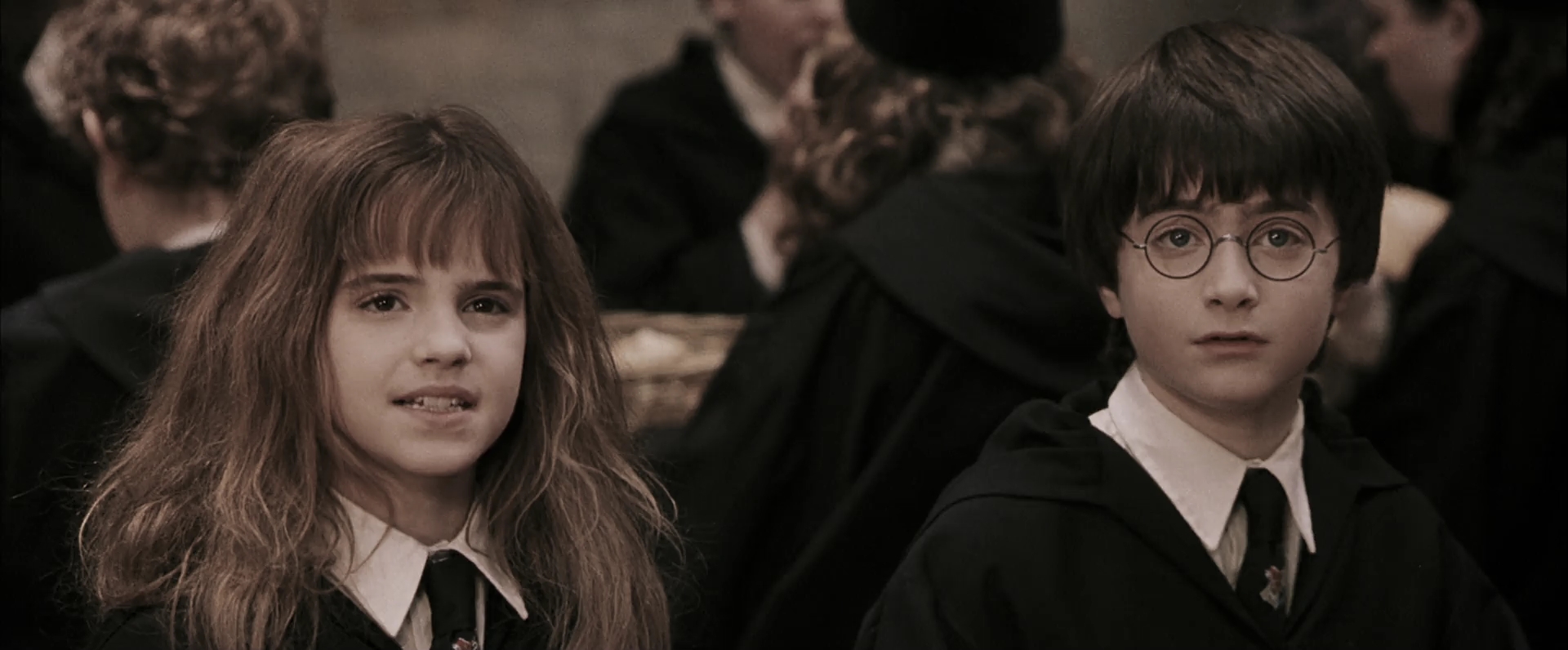 EmmaWatsonFan-dot-nl_HarryPotterandthePhilosophersStone0718.jpg