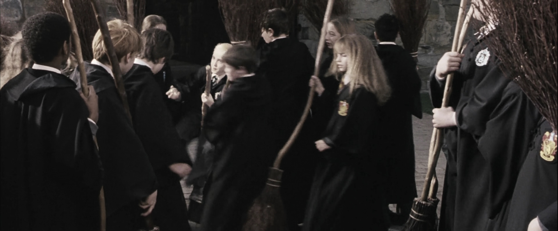 EmmaWatsonFan-dot-nl_HarryPotterandthePhilosophersStone1387.jpg