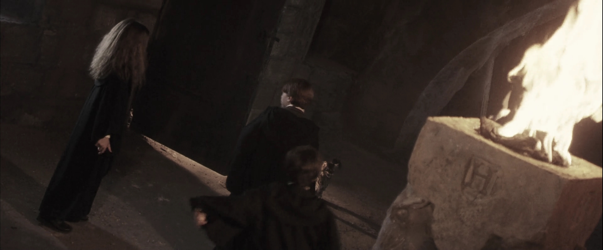 EmmaWatsonFan-dot-nl_HarryPotterandthePhilosophersStone1609.jpg EmmaWatsonFan-dot-nl_HarryPotterandthePhilosophersStone1609.jpg