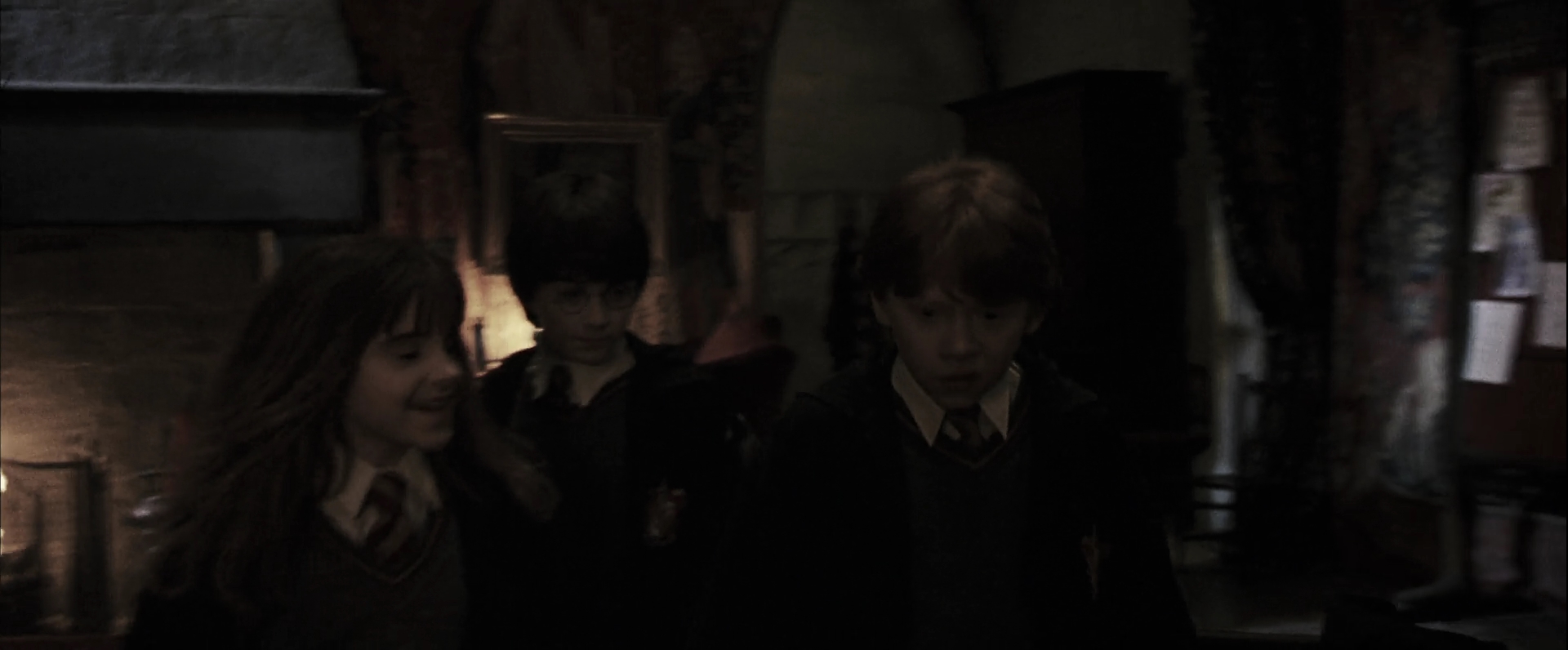 EmmaWatsonFan-dot-nl_HarryPotterandthePhilosophersStone1688.jpg EmmaWatsonFan-dot-nl_HarryPotterandthePhilosophersStone1688.jpg