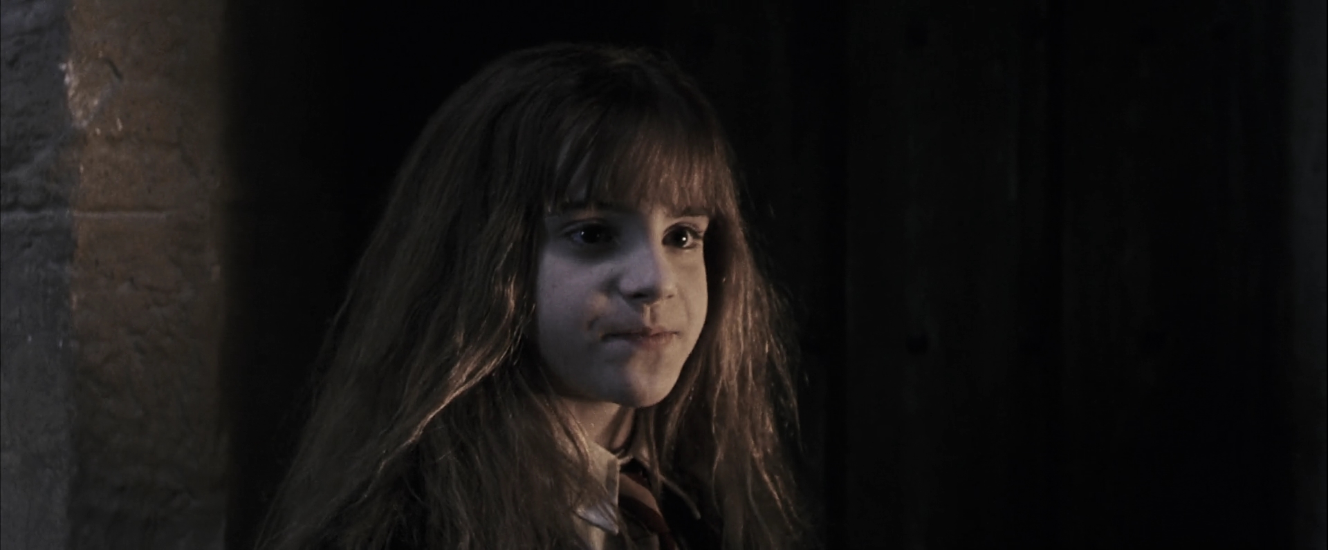 EmmaWatsonFan-dot-nl_HarryPotterandthePhilosophersStone1707.jpg EmmaWatsonFan-dot-nl_HarryPotterandthePhilosophersStone1707.jpg