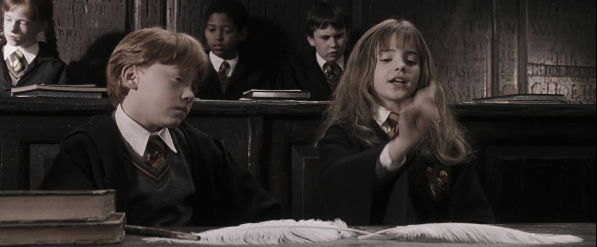 EmmaWatsonFan-dot-nl_HarryPotterandthePhilosophersStone1908.jpg