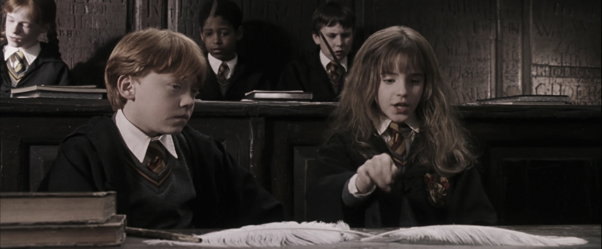 EmmaWatsonFan-dot-nl_HarryPotterandthePhilosophersStone1909.jpg