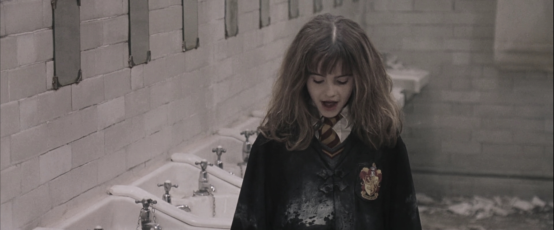 EmmaWatsonFan-dot-nl_HarryPotterandthePhilosophersStone2241.jpg EmmaWatsonFan-dot-nl_HarryPotterandthePhilosophersStone2241.jpg