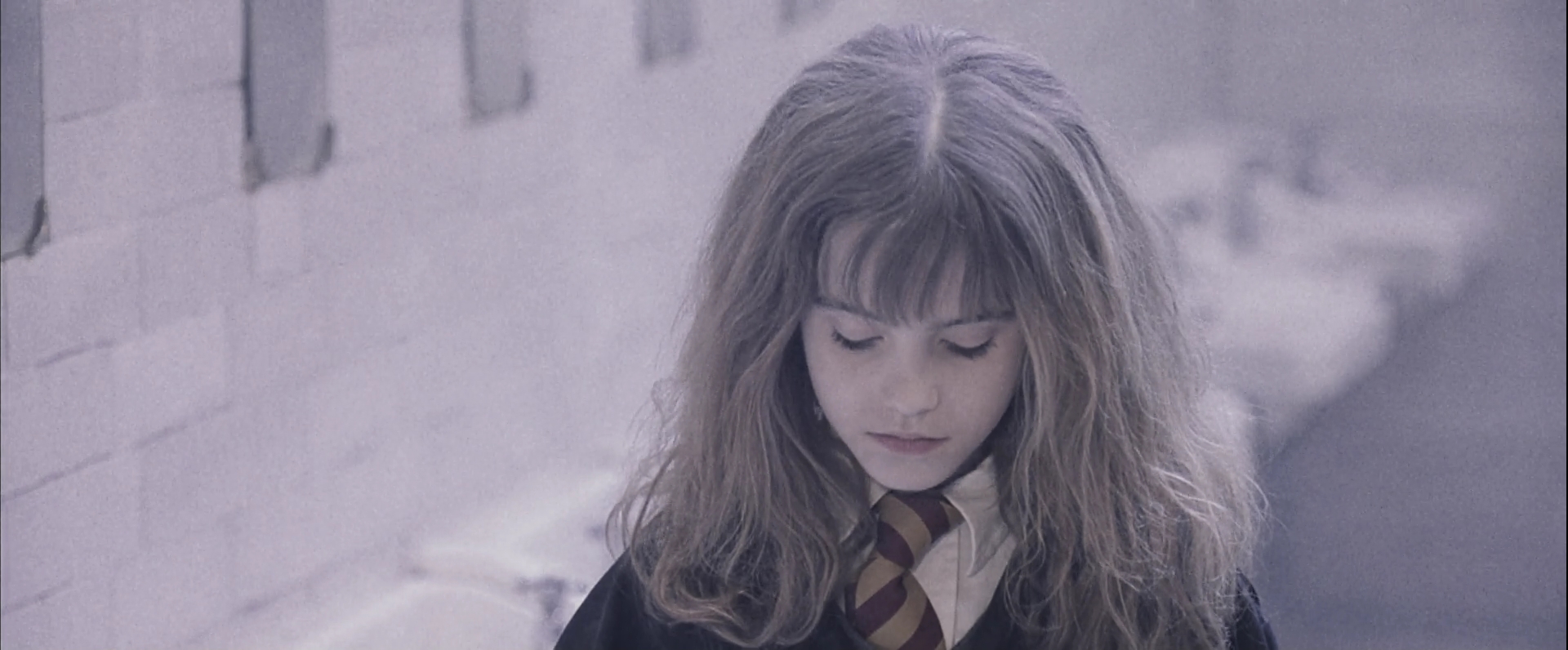 EmmaWatsonFan-dot-nl_HarryPotterandthePhilosophersStone2261.jpg EmmaWatsonFan-dot-nl_HarryPotterandthePhilosophersStone2261.jpg