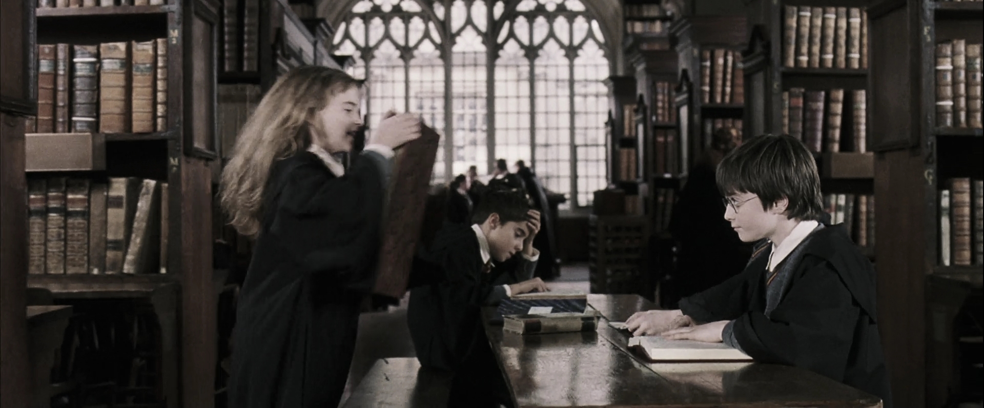 EmmaWatsonFan-dot-nl_HarryPotterandthePhilosophersStone3871.jpg