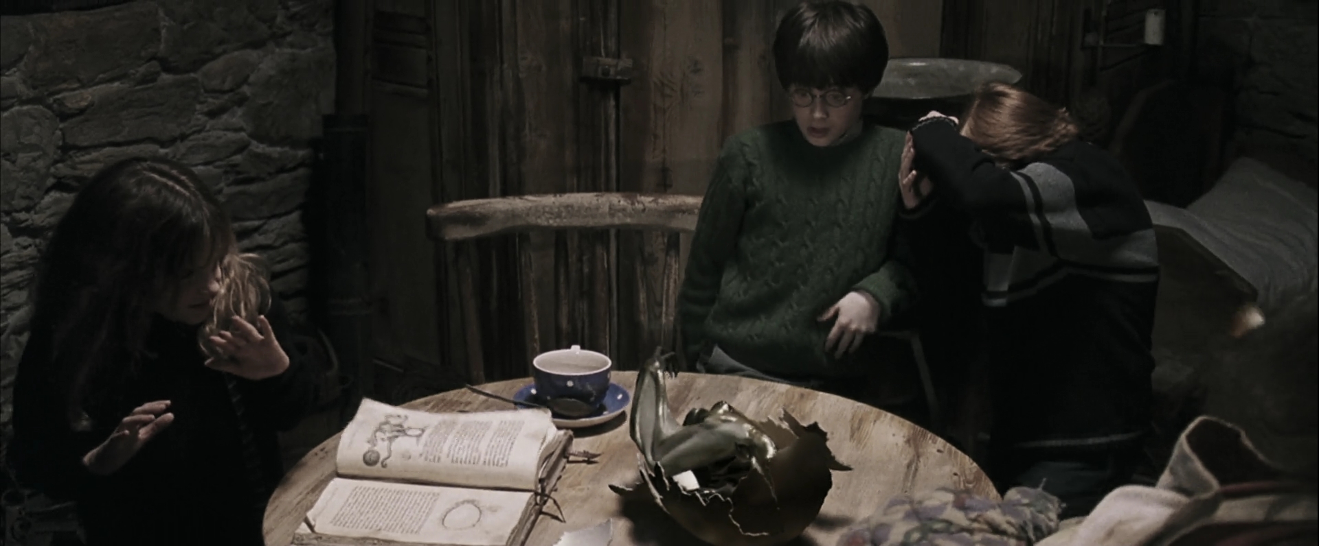 EmmaWatsonFan-dot-nl_HarryPotterandthePhilosophersStone4032.jpg EmmaWatsonFan-dot-nl_HarryPotterandthePhilosophersStone4032.jpg