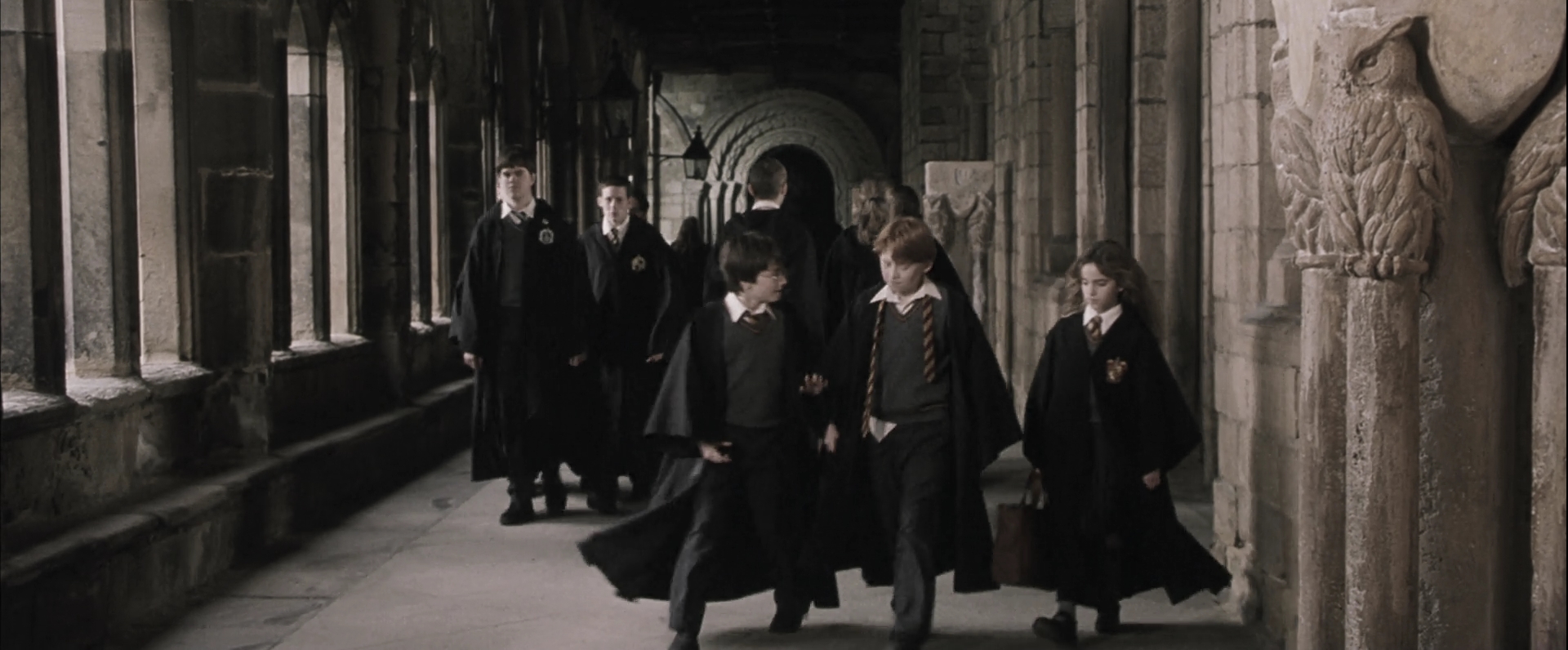 EmmaWatsonFan-dot-nl_HarryPotterandthePhilosophersStone4732.jpg EmmaWatsonFan-dot-nl_HarryPotterandthePhilosophersStone4732.jpg