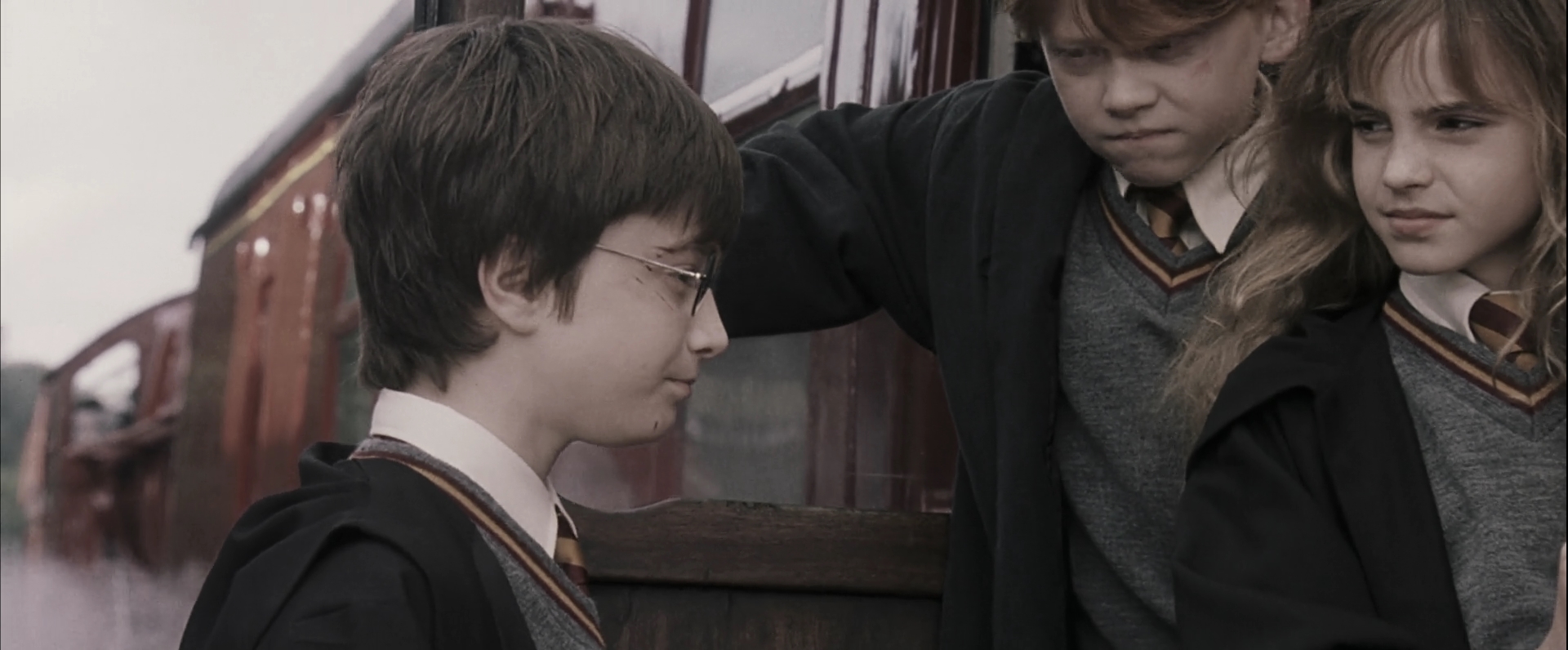 EmmaWatsonFan-dot-nl_HarryPotterandthePhilosophersStone6527.jpg