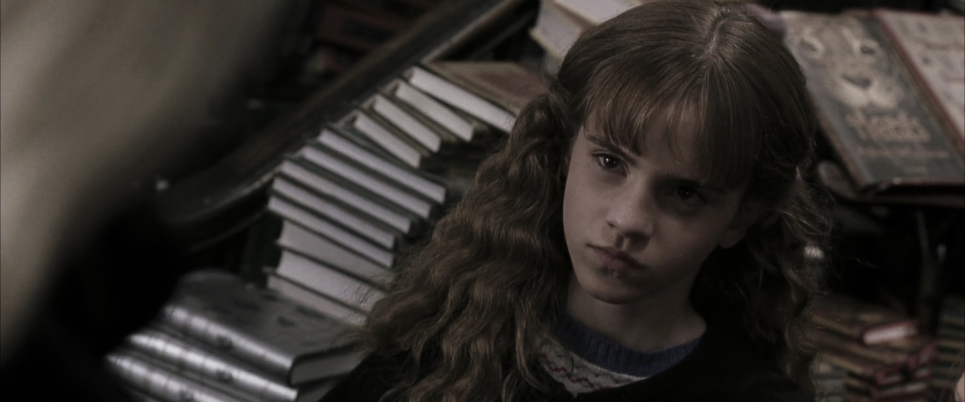 EmmaWatsonFan-dot-nl_HarryPotterandtheChamberOfSecrets0219.jpg