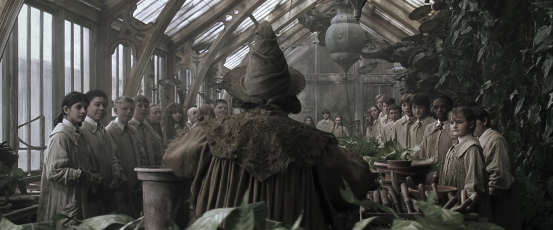 EmmaWatsonFan-dot-nl_HarryPotterandtheChamberOfSecrets0836.jpg
