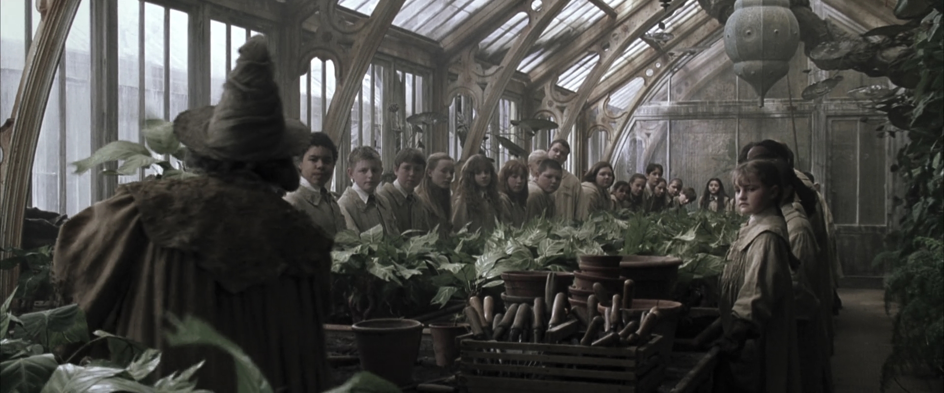 EmmaWatsonFan-dot-nl_HarryPotterandtheChamberOfSecrets0842.jpg