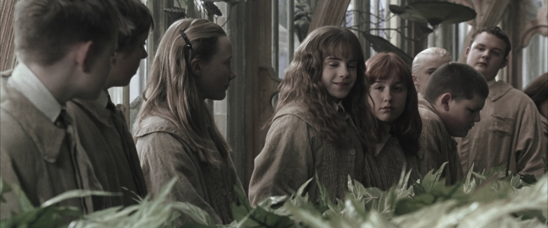 EmmaWatsonFan-dot-nl_HarryPotterandtheChamberOfSecrets0846.jpg