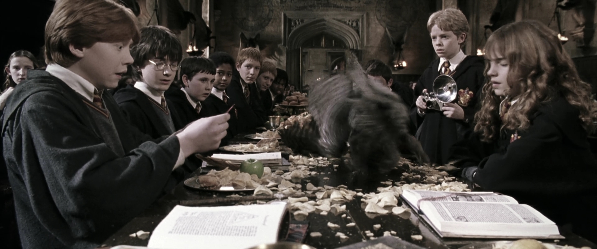 EmmaWatsonFan-dot-nl_HarryPotterandtheChamberOfSecrets0981.jpg