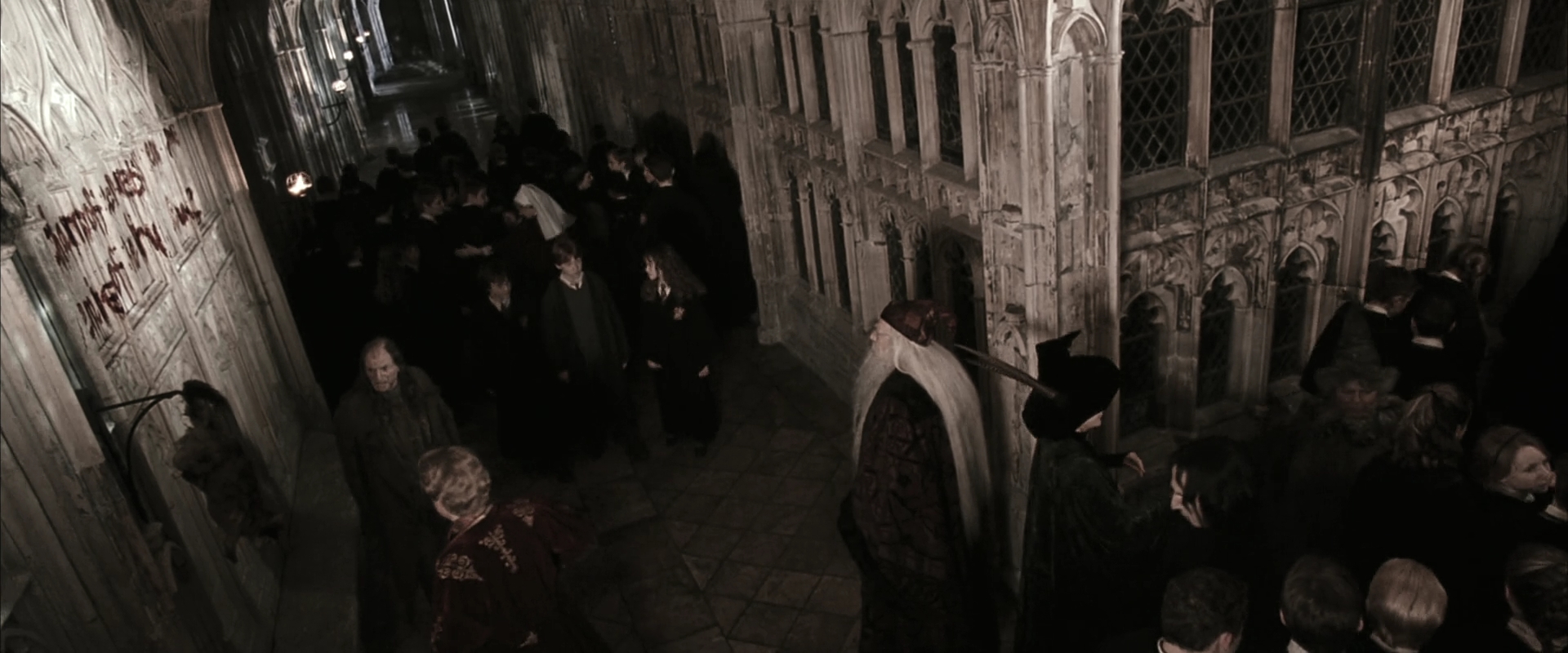 EmmaWatsonFan-dot-nl_HarryPotterandtheChamberOfSecrets1664.jpg