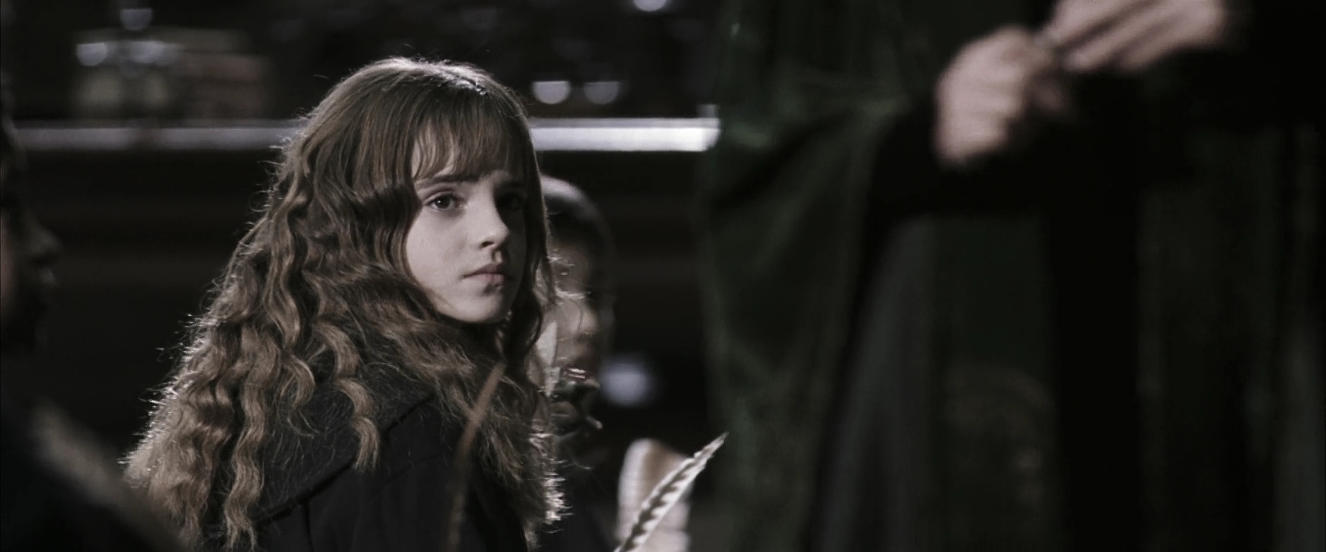 EmmaWatsonFan-dot-nl_HarryPotterandtheChamberOfSecrets1905.jpg