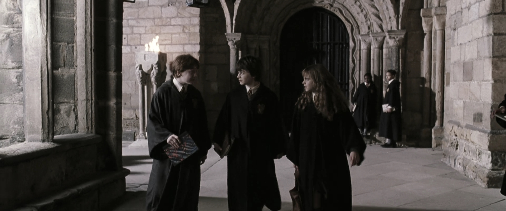 EmmaWatsonFan-dot-nl_HarryPotterandtheChamberOfSecrets1989.jpg EmmaWatsonFan-dot-nl_HarryPotterandtheChamberOfSecrets1989.jpg