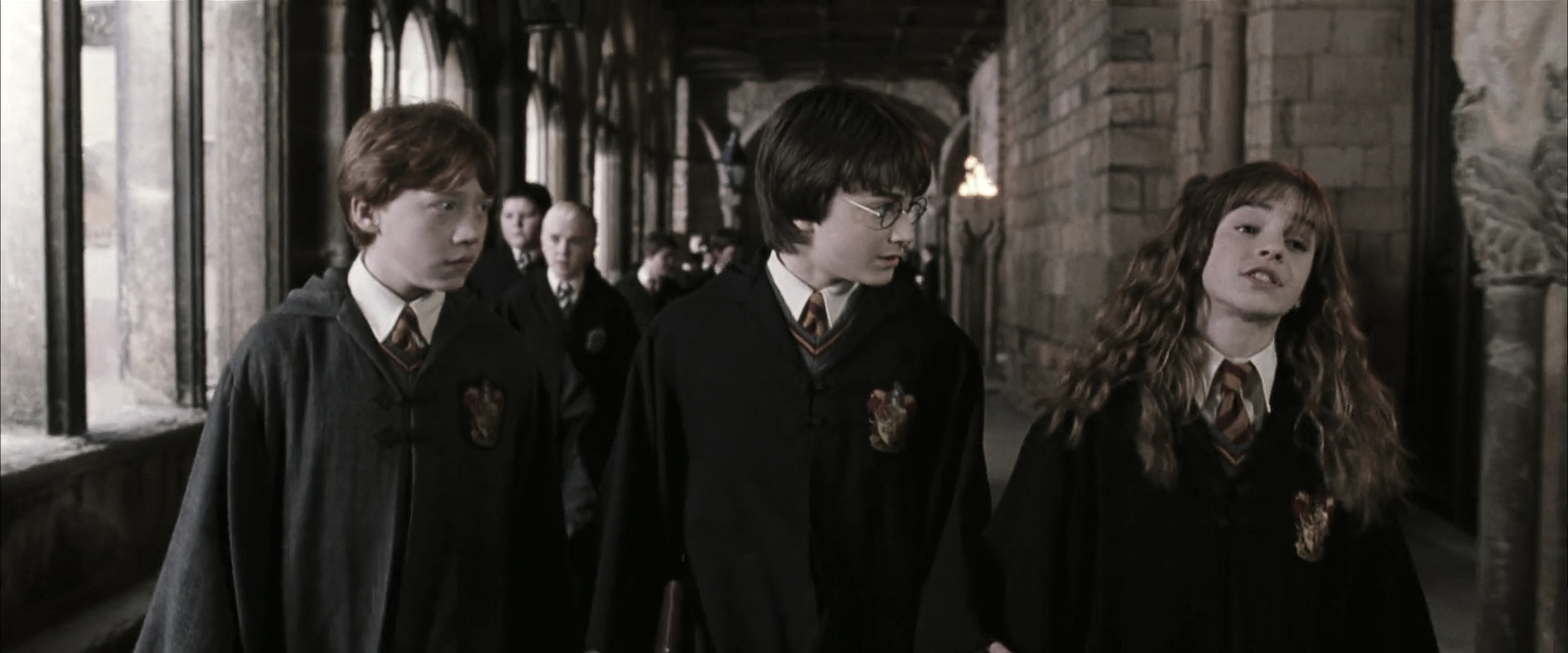 EmmaWatsonFan-dot-nl_HarryPotterandtheChamberOfSecrets2000.jpg